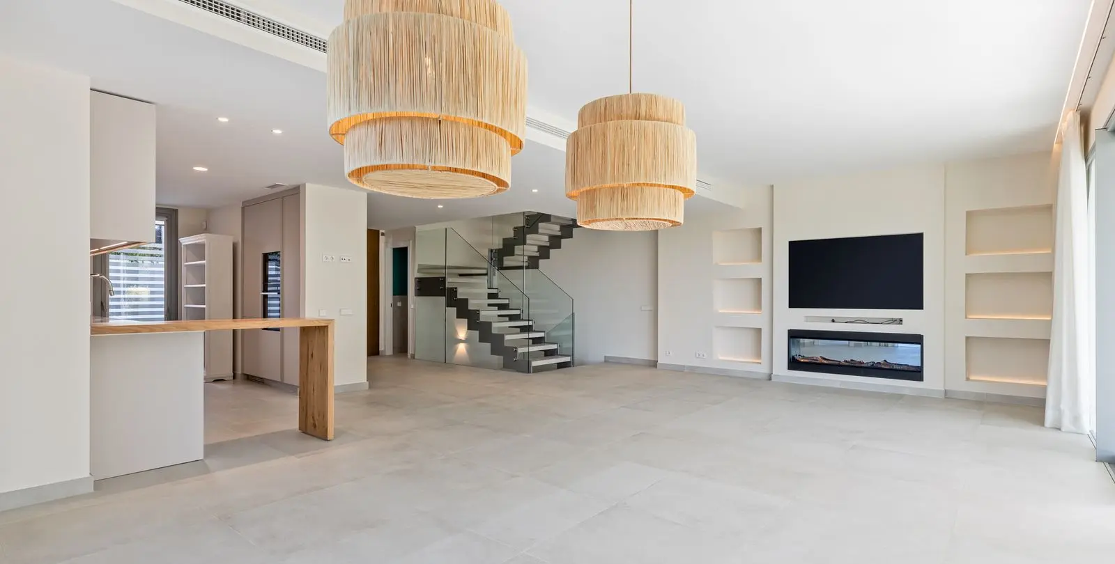Sale of semi-detached house in San Pedro de Alcántara 2