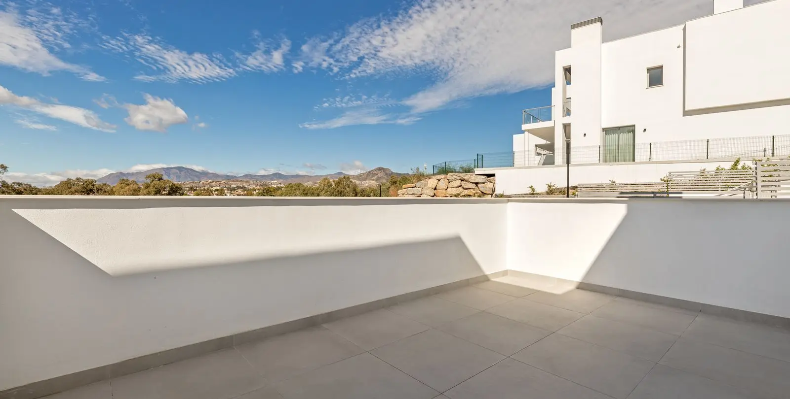 Sale of semi-detached house in San Pedro de Alcántara 16