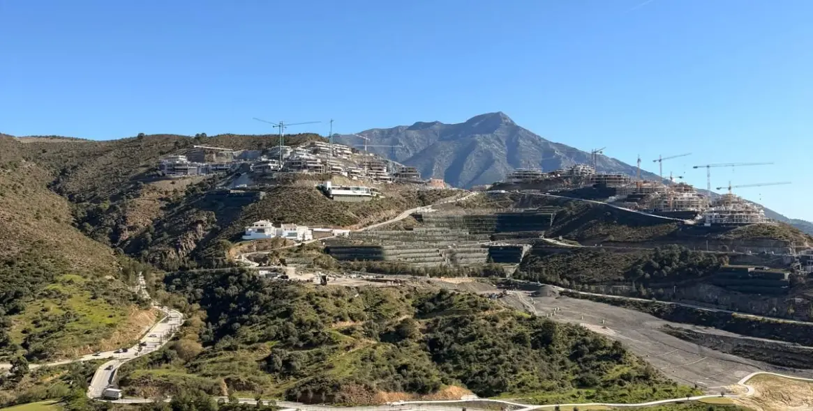 Venta de ático en Benahavís 15