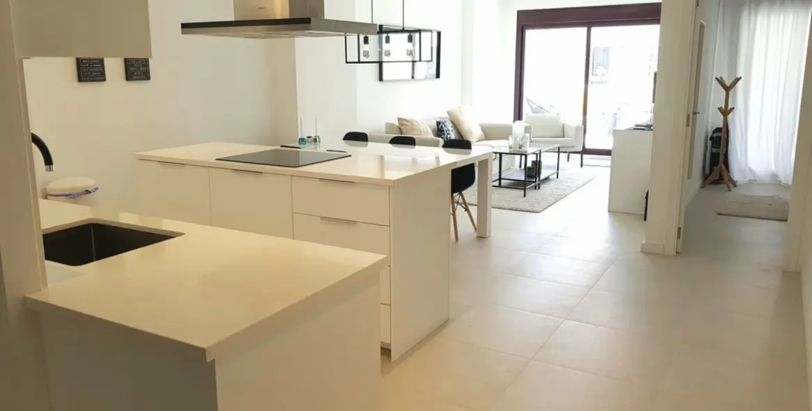 Long-term rent of ground floor apartment in Nueva Andalucía 2