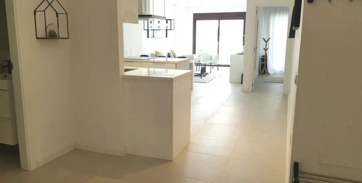 Long-term rent of ground floor apartment in Nueva Andalucía 7