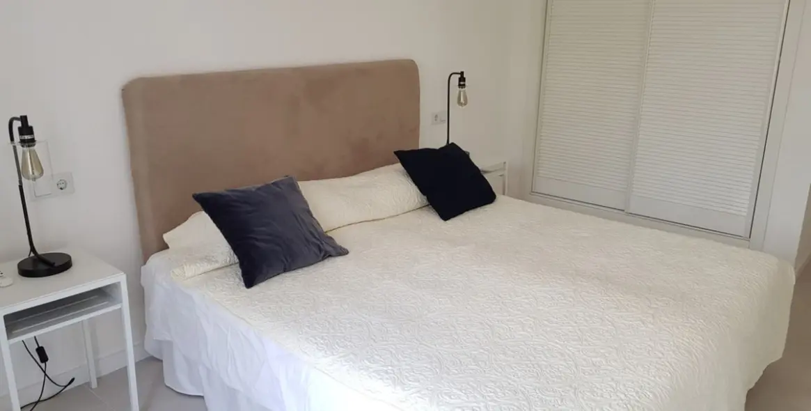 Long-term rent of ground floor apartment in Nueva Andalucía 15
