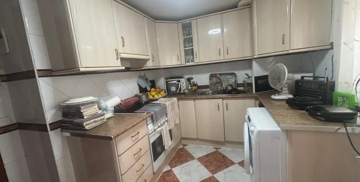 Venta de apartamento en planta media en Centro 7
