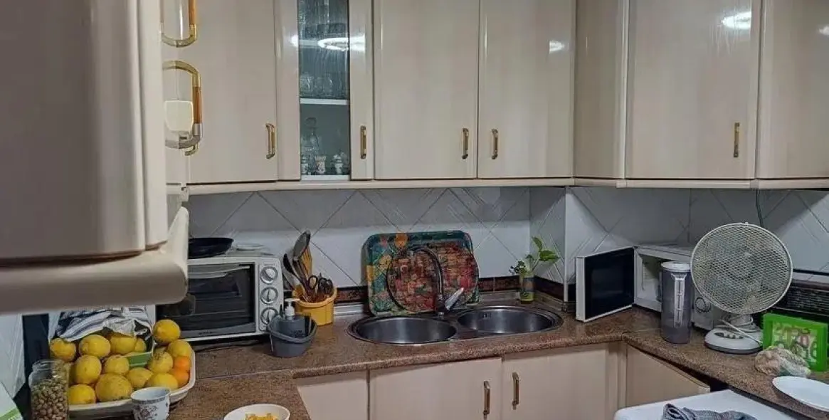 Venta de apartamento en planta media en Centro 14
