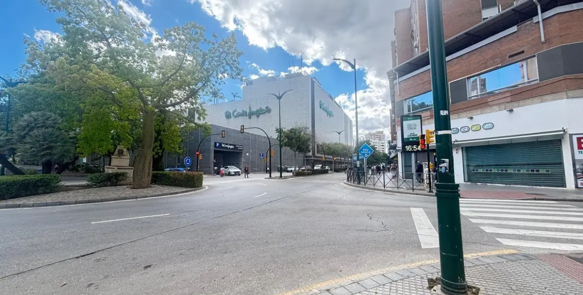 Venta de apartamento en planta media en Centro 20