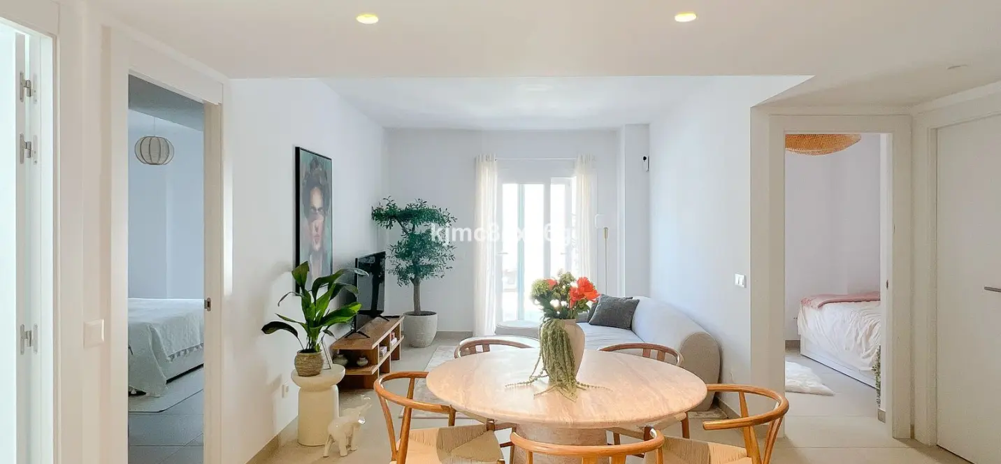 Venta de apartamento en planta media en Torreblanca 1