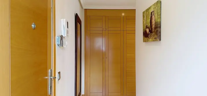 Sale of middle floor apartment in Selwo 3