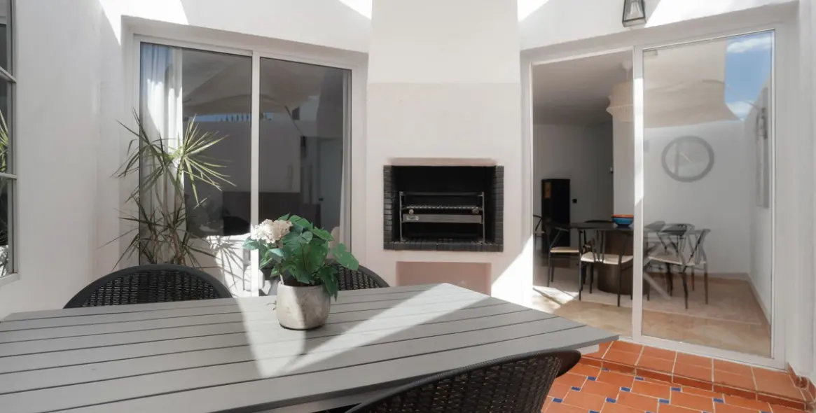 Sale of townhouse in Nueva Andalucía 9