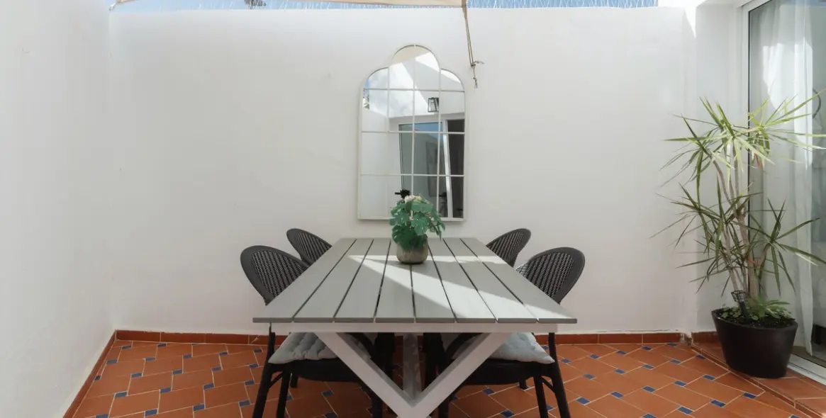 Sale of townhouse in Nueva Andalucía 10
