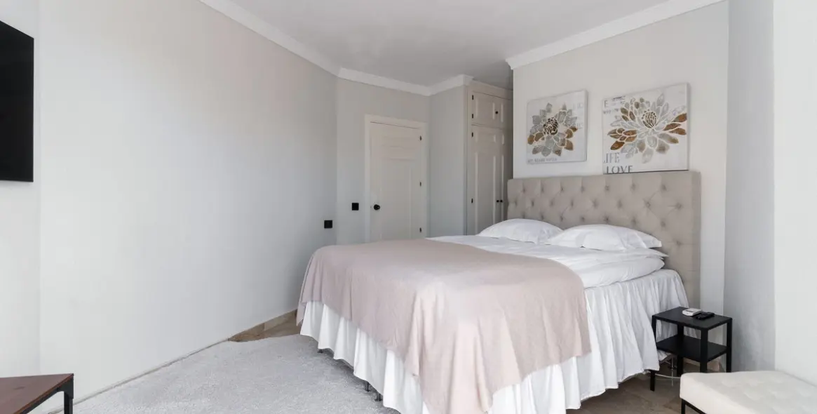 Sale of townhouse in Nueva Andalucía 17