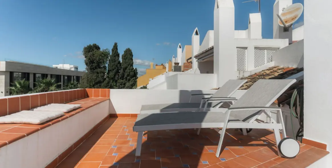 Sale of townhouse in Nueva Andalucía 23
