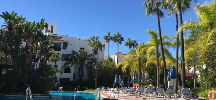 Продажа апартаментов на среднем этаже в Elviria 3