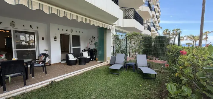 Venta de apartamento en planta baja en Calahonda 4