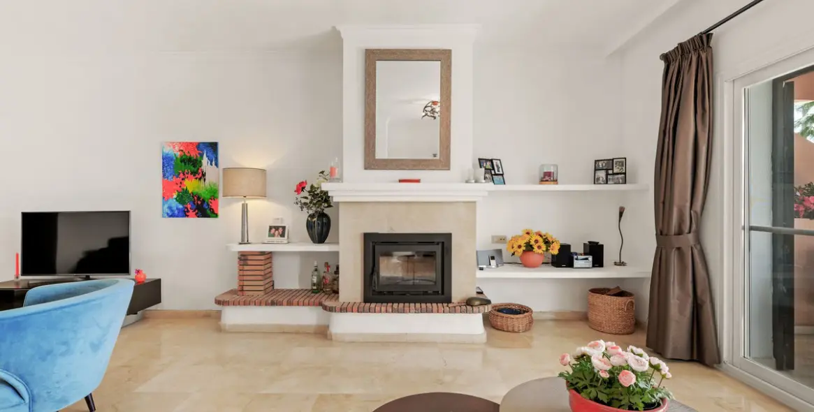 Sale of ground floor apartment in Estepona 7