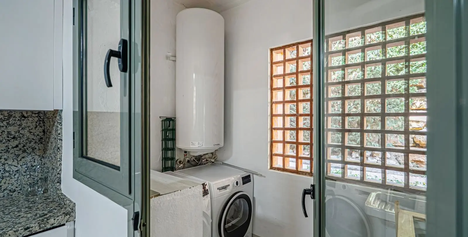 Sale of ground floor apartment in Estepona 27