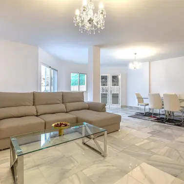 Sale of townhouse in Nueva Andalucía