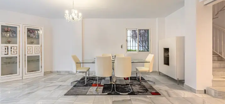 Sale of townhouse in Nueva Andalucía 2