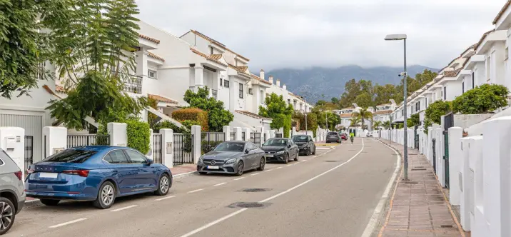 Sale of townhouse in Nueva Andalucía 3