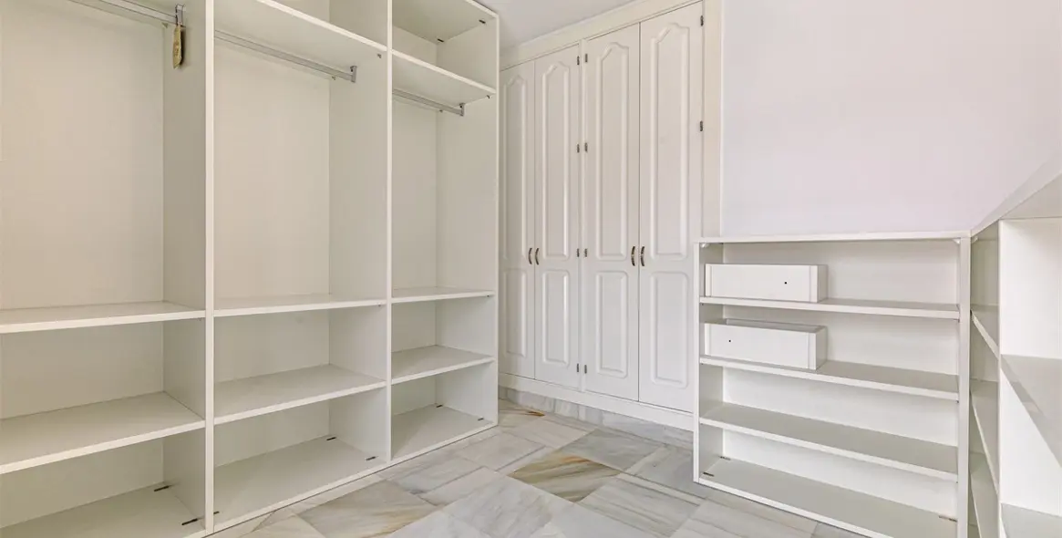 Sale of townhouse in Nueva Andalucía 19