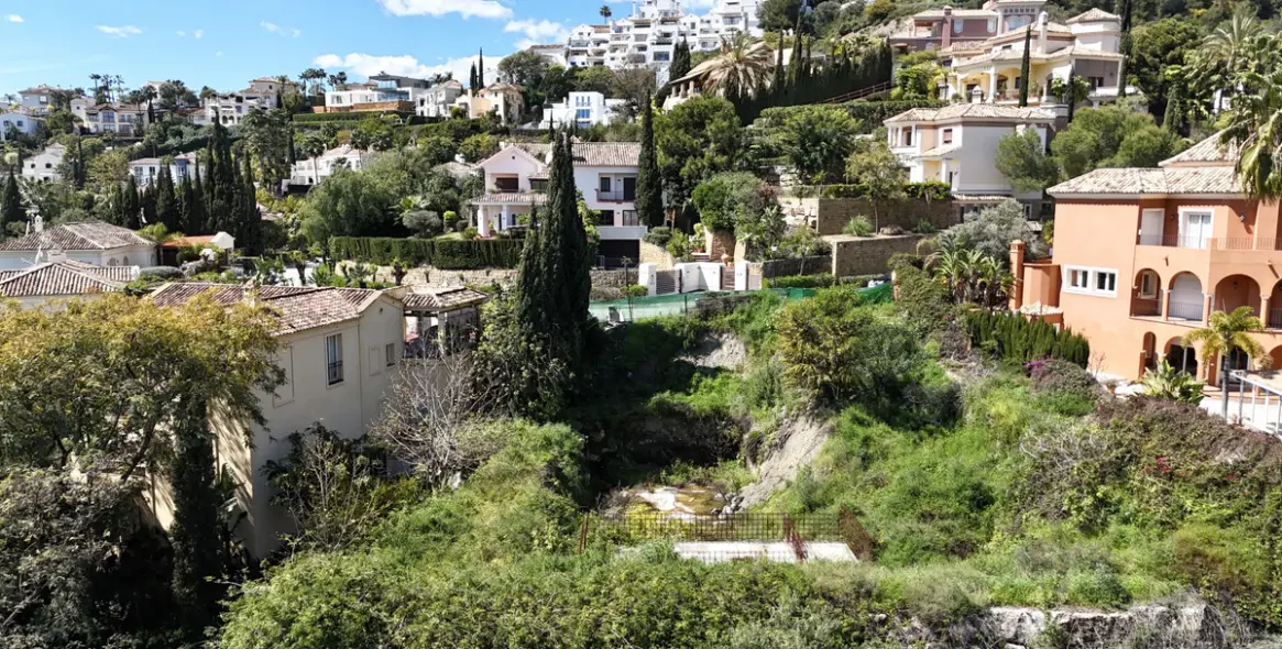 Sale of residential plot in Los Arqueros 2