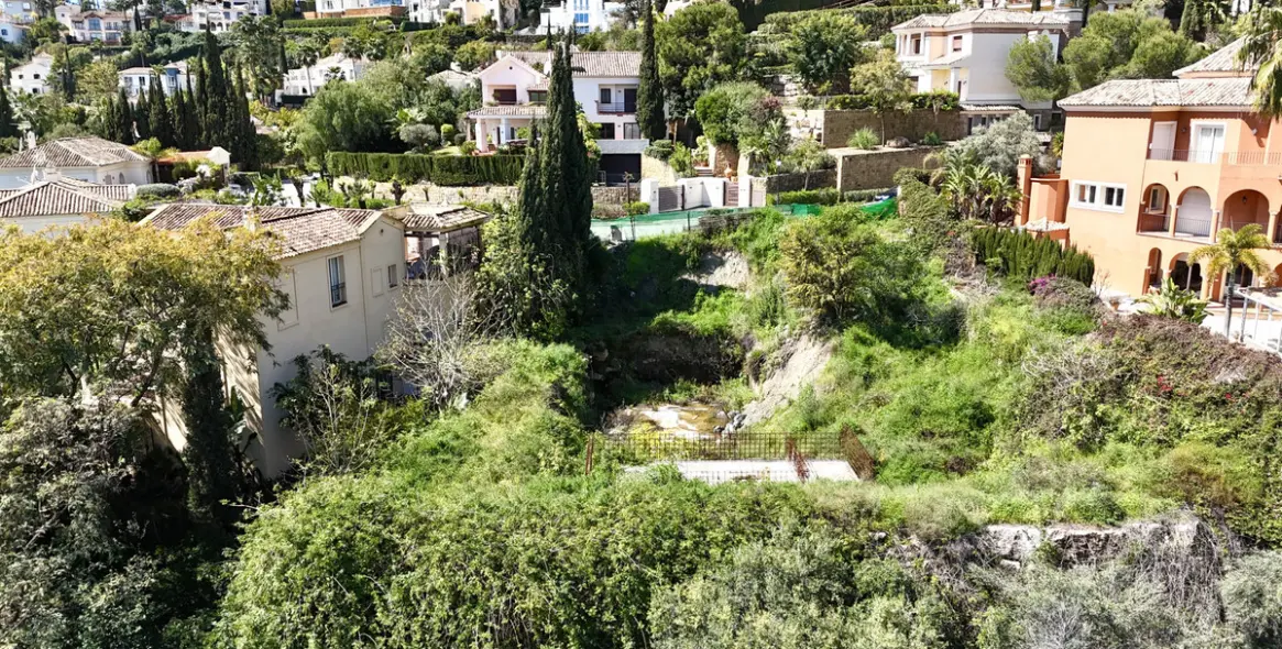 Sale of residential plot in Los Arqueros 7