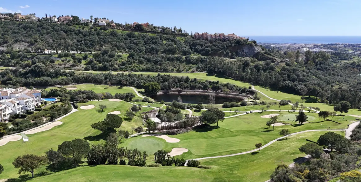 Sale of residential plot in Los Arqueros 10