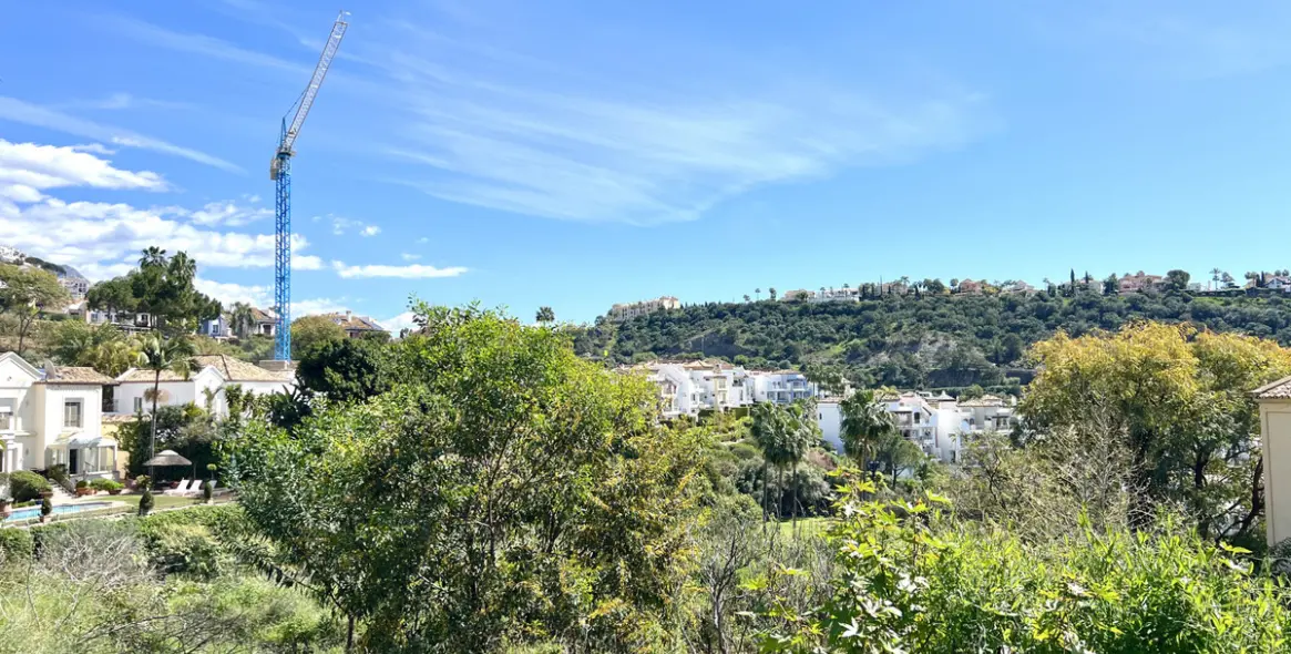 Sale of residential plot in Los Arqueros 14