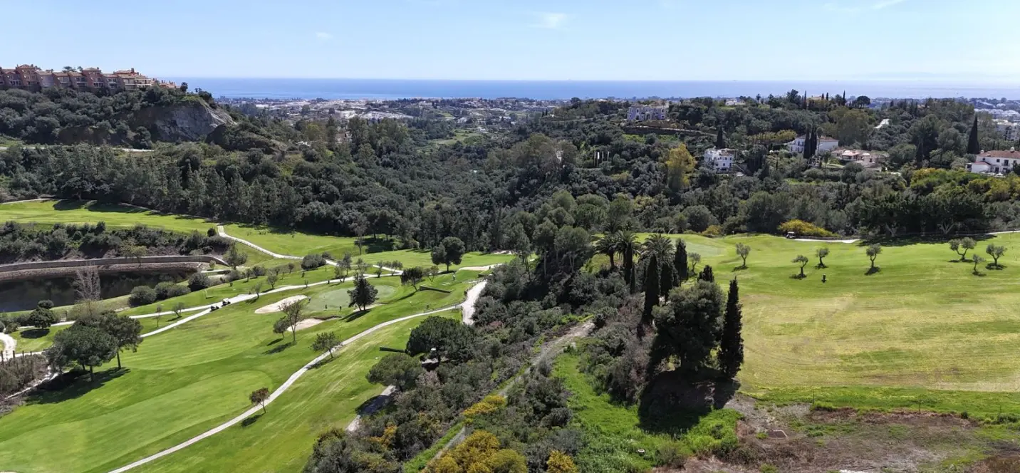 Sale of residential plot in Los Arqueros 0