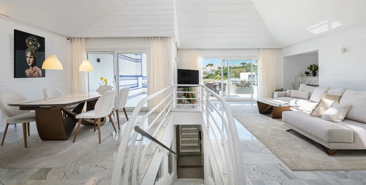 Sale of semi-detached house in Calahonda 14