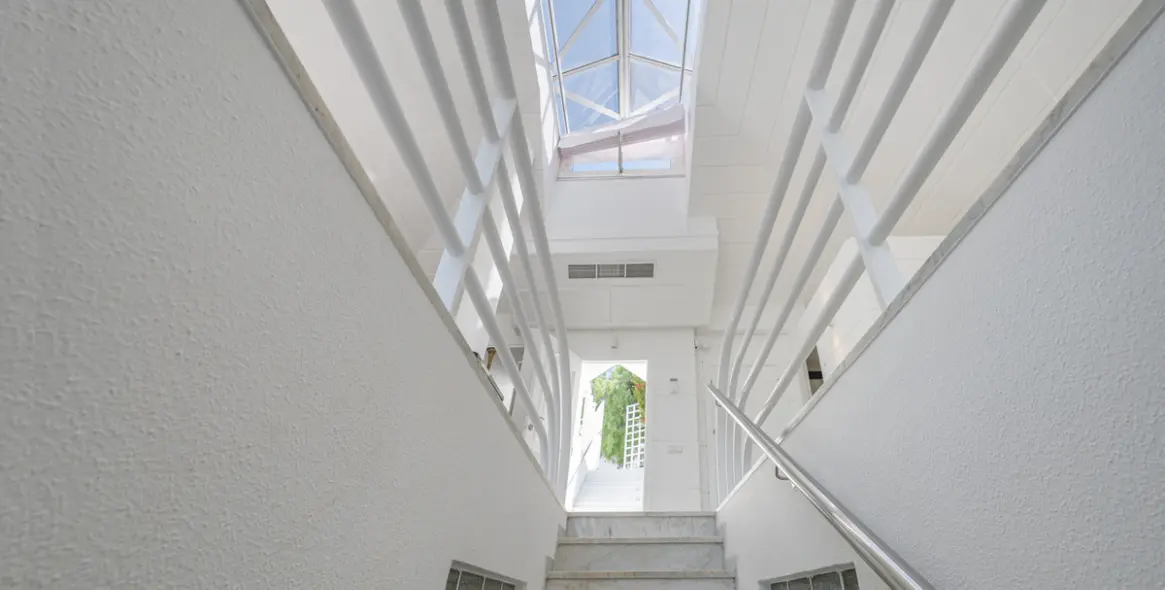 Sale of semi-detached house in Calahonda 25