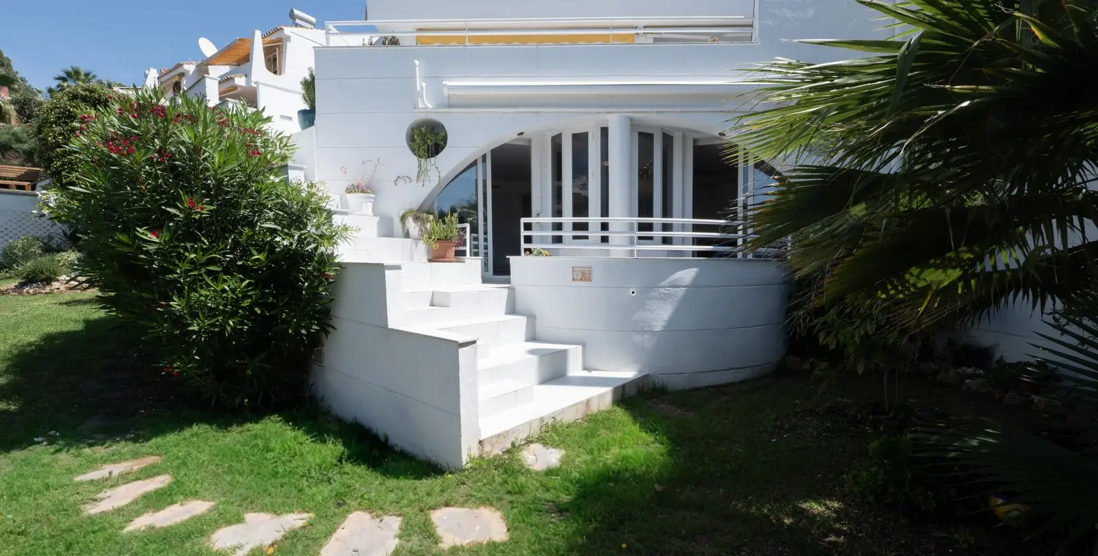 Venta de casa pareada en Calahonda 48