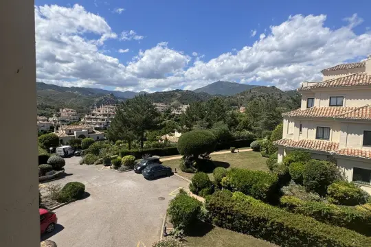 Image 18 thumb