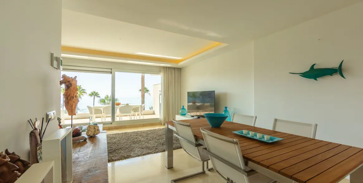 Sale of middle floor apartment in Estepona 17