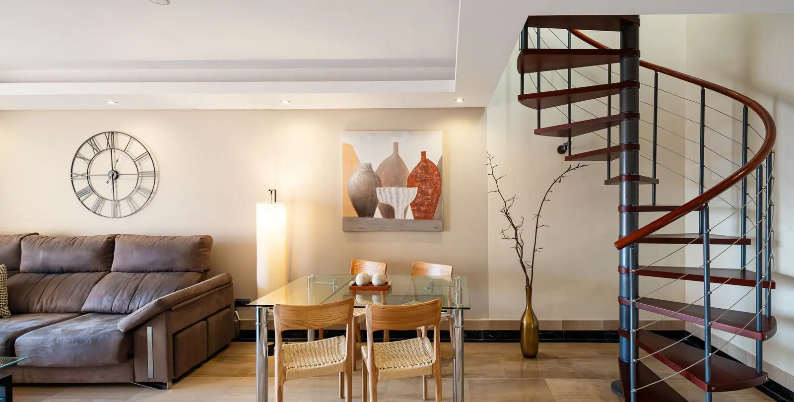 Sale of penthouse duplex in Estepona 9