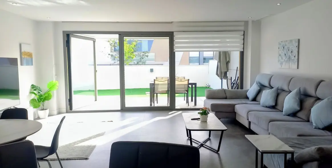 Sale of townhouse in El Chaparral 7