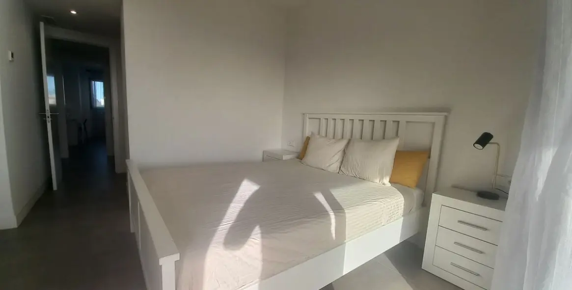 Sale of townhouse in El Chaparral 23