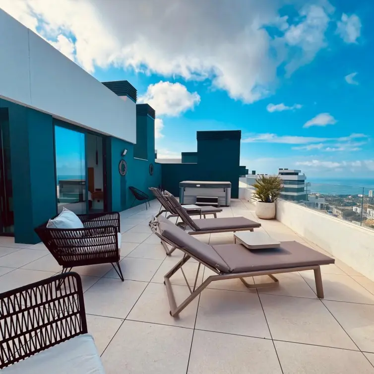 Venta de ático dúplex en Marbella