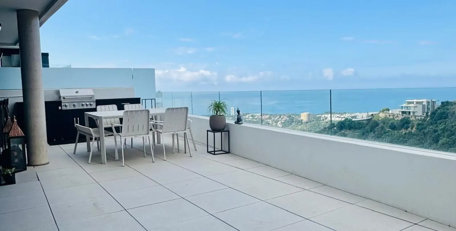 Venta de ático dúplex en Marbella 25