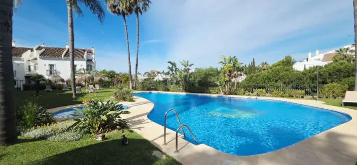 Venta de casa pareada en The Golden Mile 0