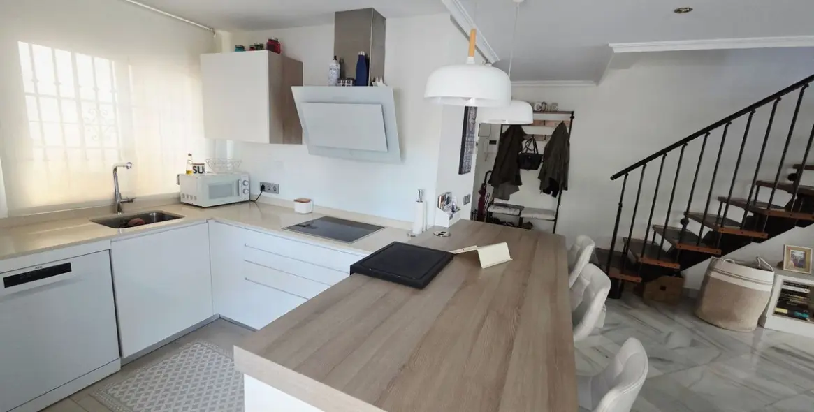 Venta de casa pareada en The Golden Mile 11