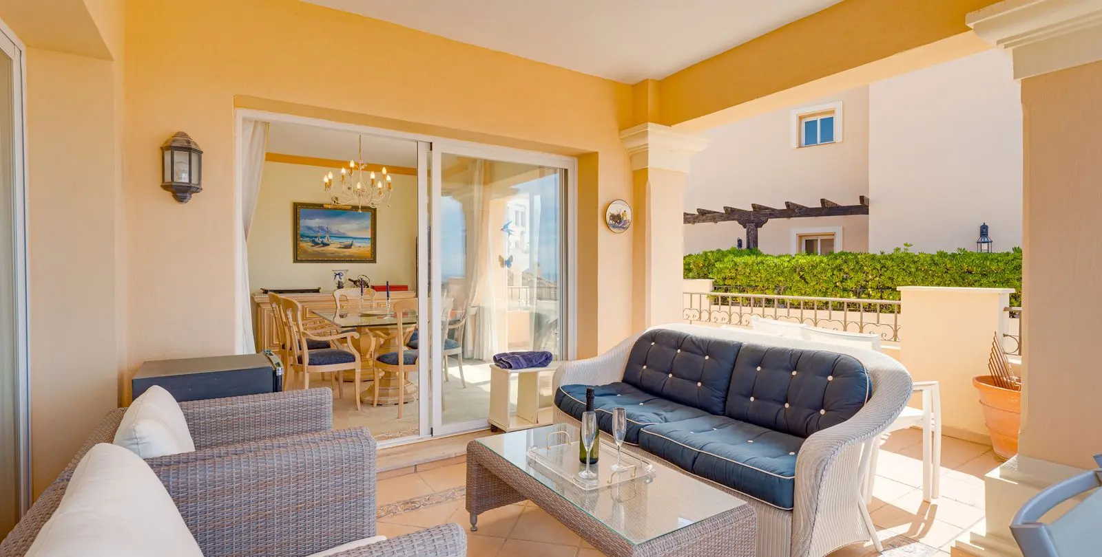 Venta de ático dúplex en Elviria 14