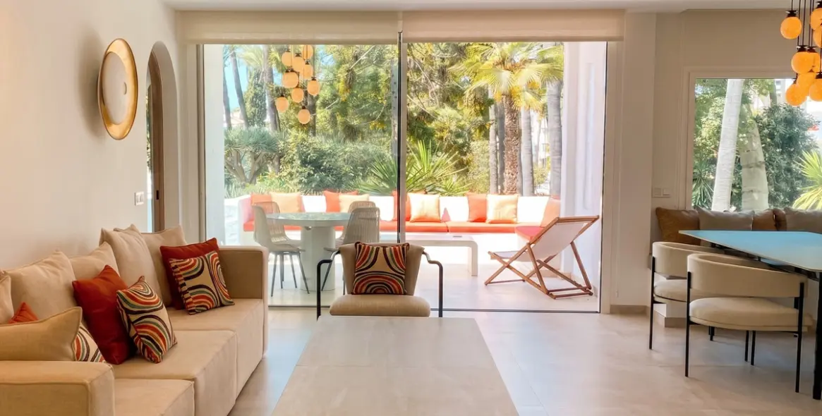 Продажа апартаментов на среднем этаже в Puerto Banús 1