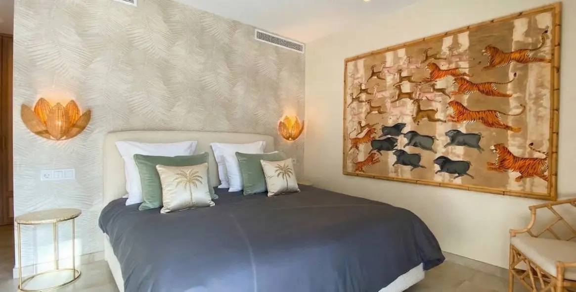 Продажа апартаментов на среднем этаже в Puerto Banús 8