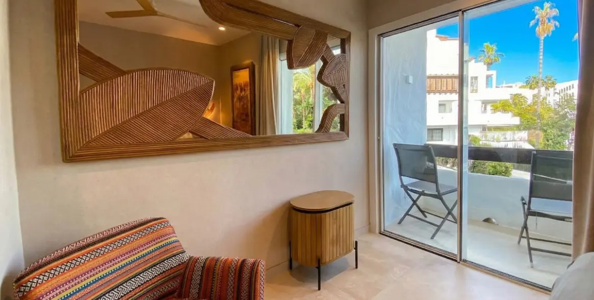 Продажа апартаментов на среднем этаже в Puerto Banús 12