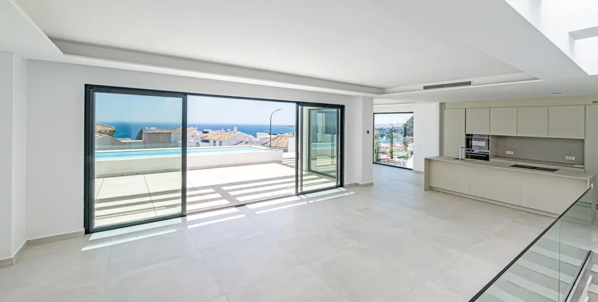Продажа  отдельно стоящей виллы в Benalmadena 14