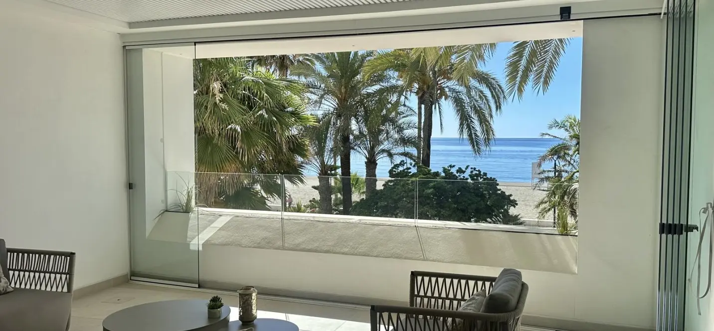Продажа апартаментов на среднем этаже в Estepona 2