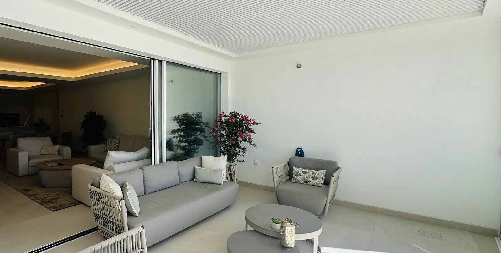 Продажа апартаментов на среднем этаже в Estepona 4