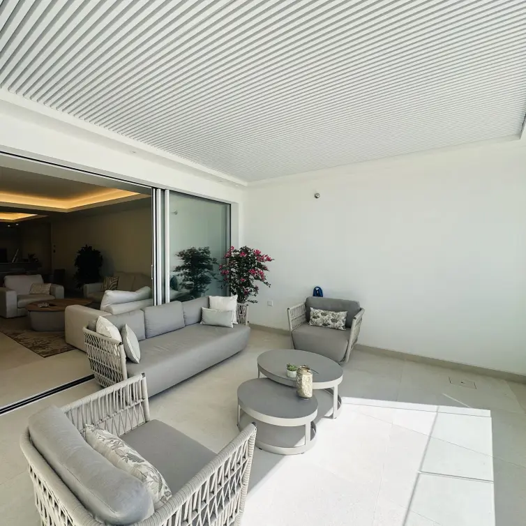 Продажа апартаментов на среднем этаже в Estepona
