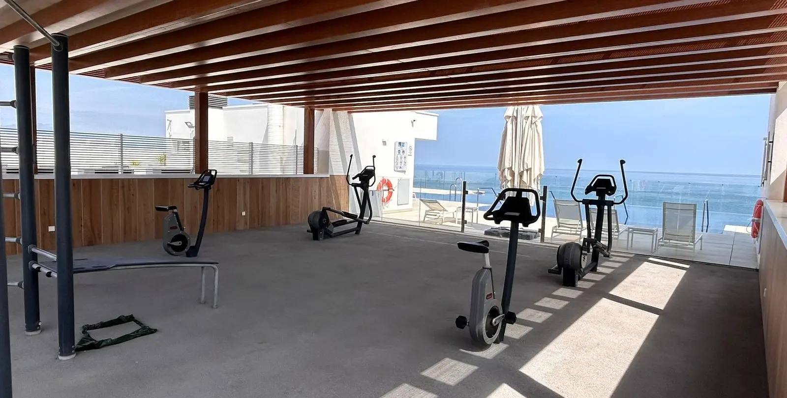 Продажа апартаментов на среднем этаже в Estepona 28