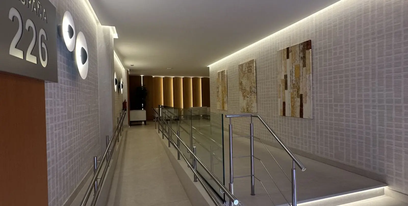 Продажа апартаментов на среднем этаже в Estepona 30